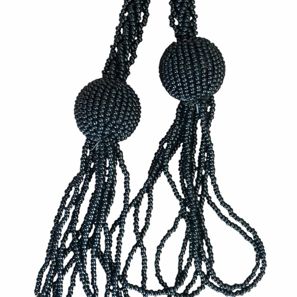 Elegant Black Bead Knotted Tassel Necklace Detailed and Gorgeous see pics - Picture 4 of 7